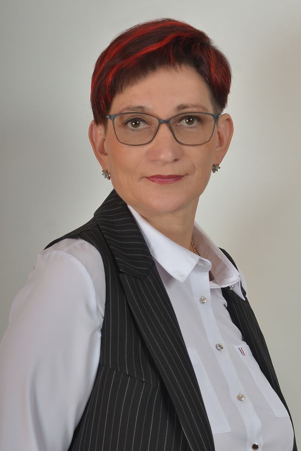 Гузова Лариса Анатольевна.